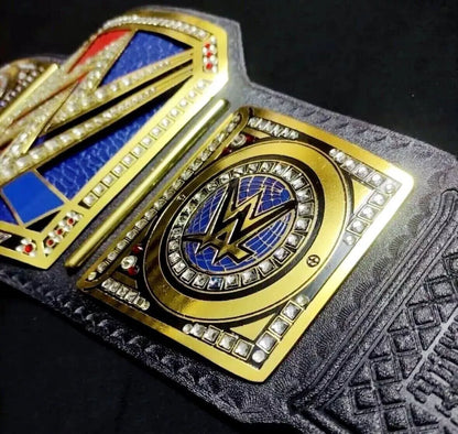 New WWE Universal Championship Belt Debuts On WWE Smackdown