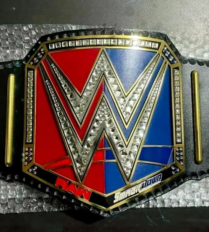 New WWE Universal Championship Belt Debuts On WWE Smackdown